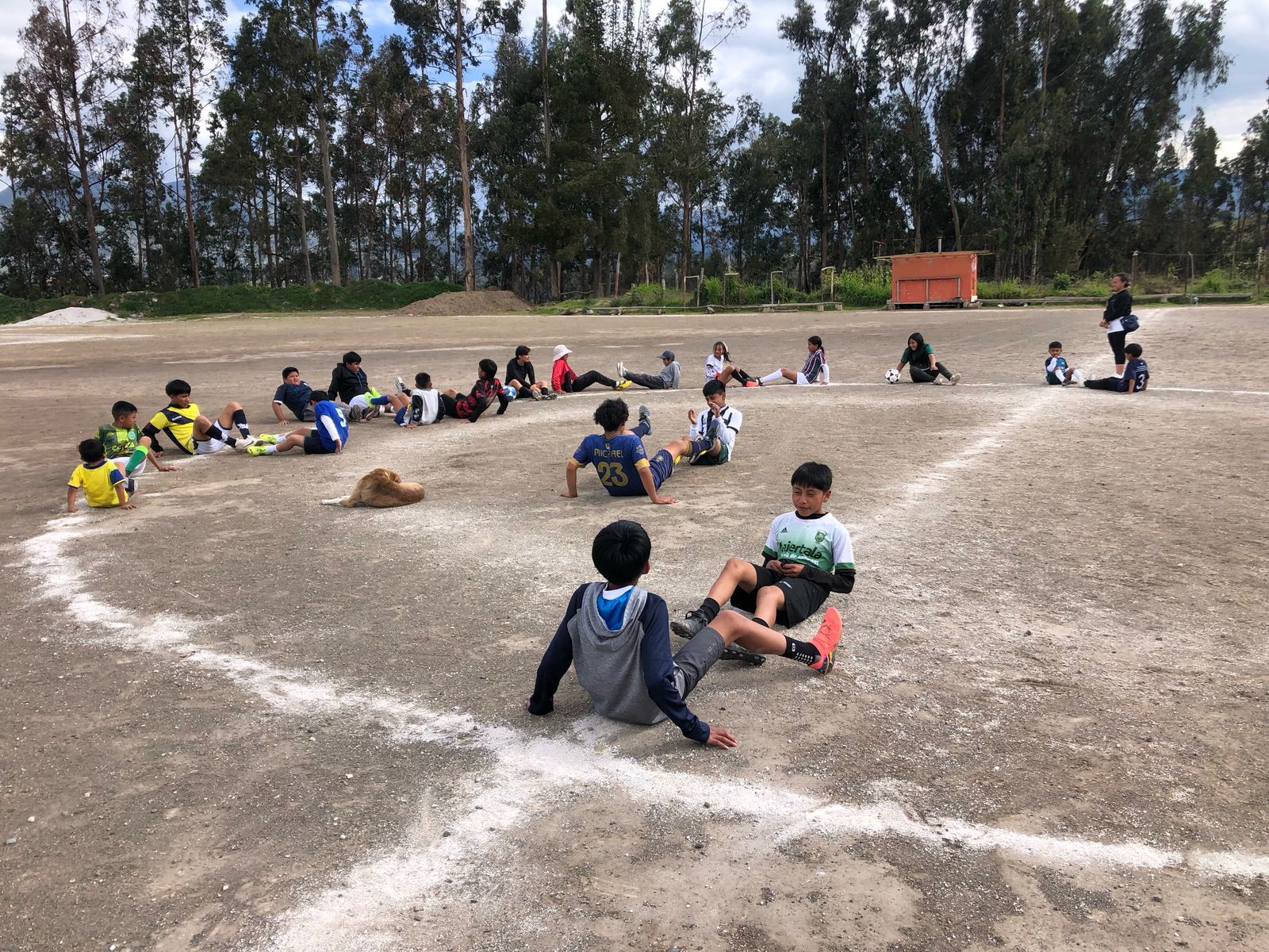 GADP PICAIHUA PROMUEVE EL FÚTBOL EN EL CASERÍO 10 DE AGOSTO